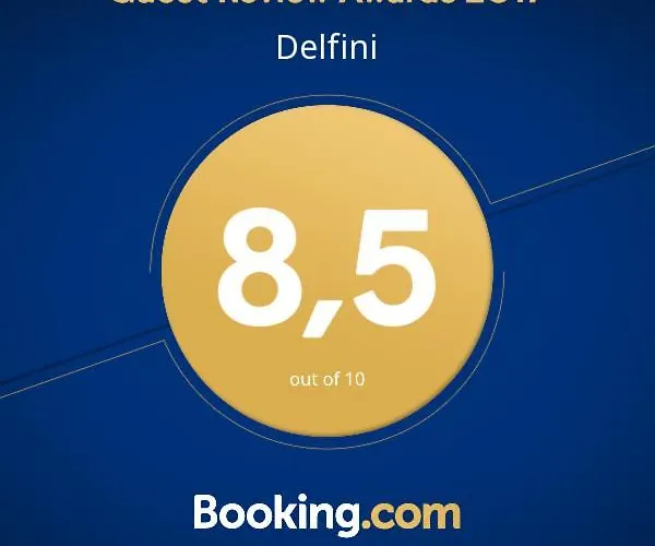 מלון Delfini