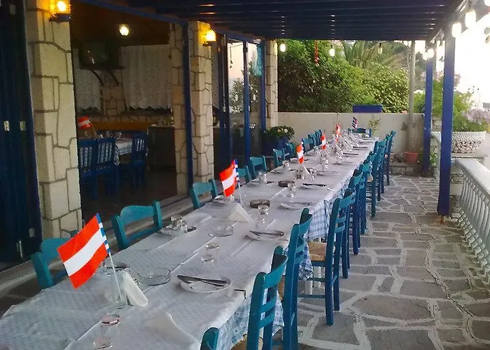 Delfini מלון 2*